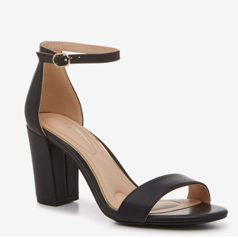 Kelly & Katie Black Heels (Women’s 7.5) - LAST PRICE.